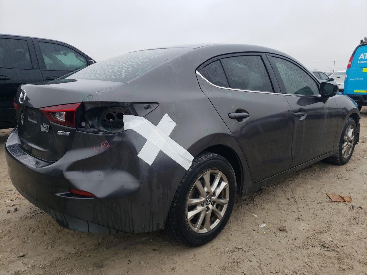 2018 Mazda 3 VIN 3MZBN1U77JM159262 Copart auction photo, front end / rear end damage thumbnail 3