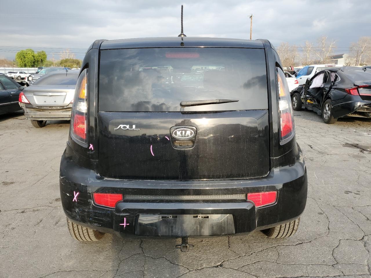 2011 KIA Soul VIN KNDJT2A26B7238050 Copart auction photo, rear end damage thumbnail 6