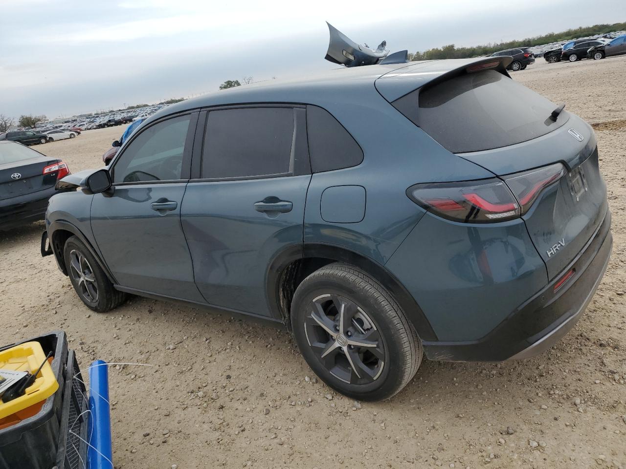 2024 Honda HR-V VIN 3CZRZ1H72RM762321 Copart auction photo, front end damage thumbnail 2