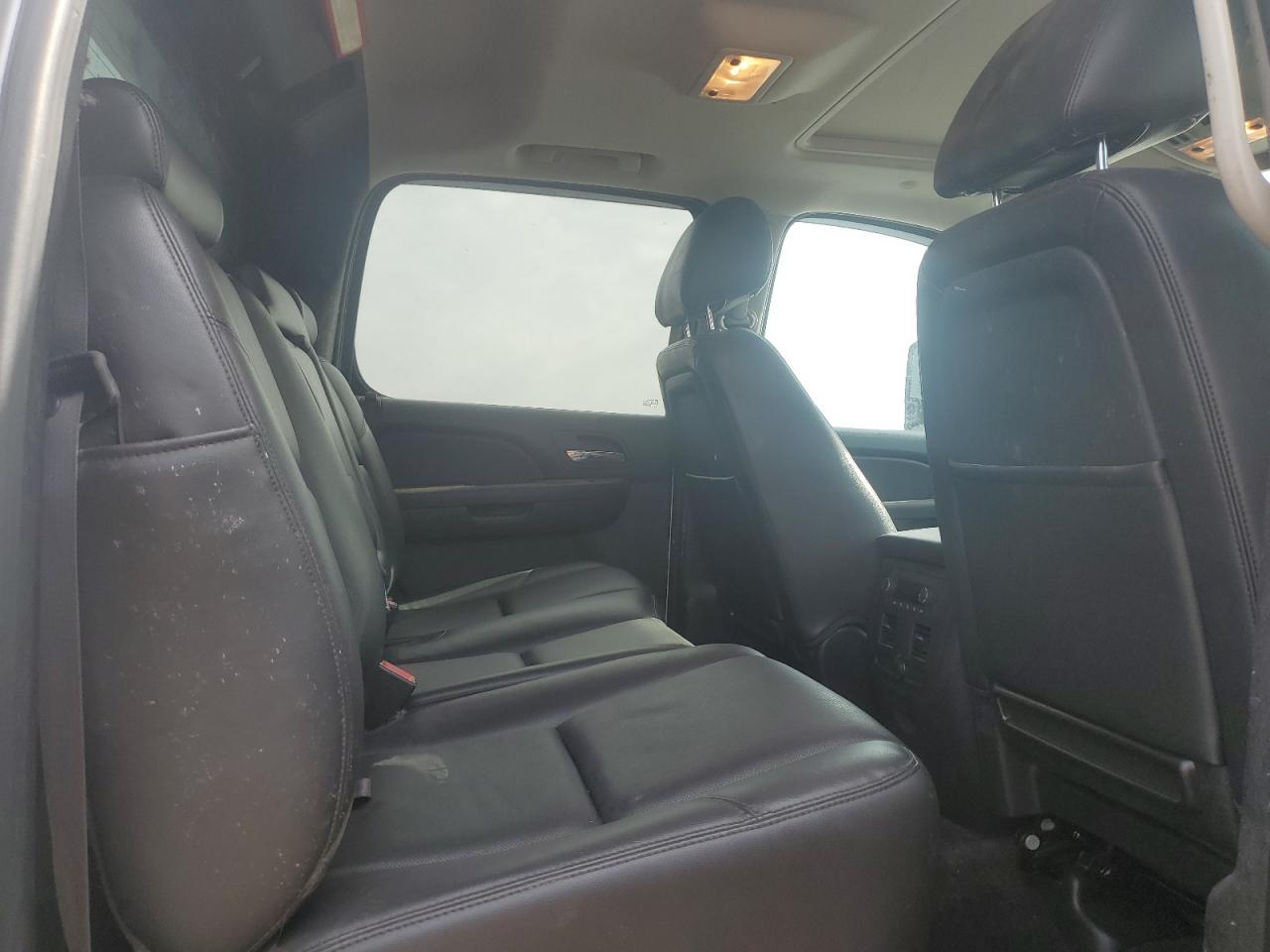 2013 Chevrolet Avalanche VIN 3GNTKGE76DG122652 Copart auction photo, all over damage thumbnail 10