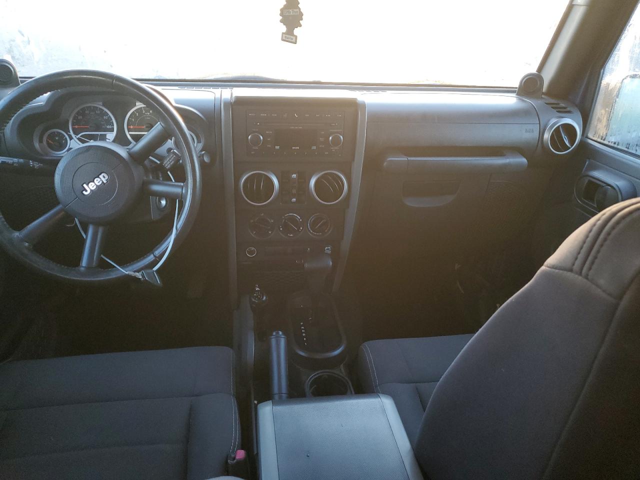 2010 Jeep Wrangler VIN 1J4HA3H1XAL201283 Copart auction photo, water/flood / front end damage thumbnail 8