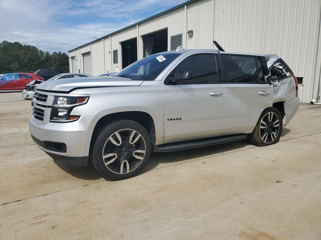 2019 Chevrolet Tahoe VIN 1GNSCBKC5KR278773