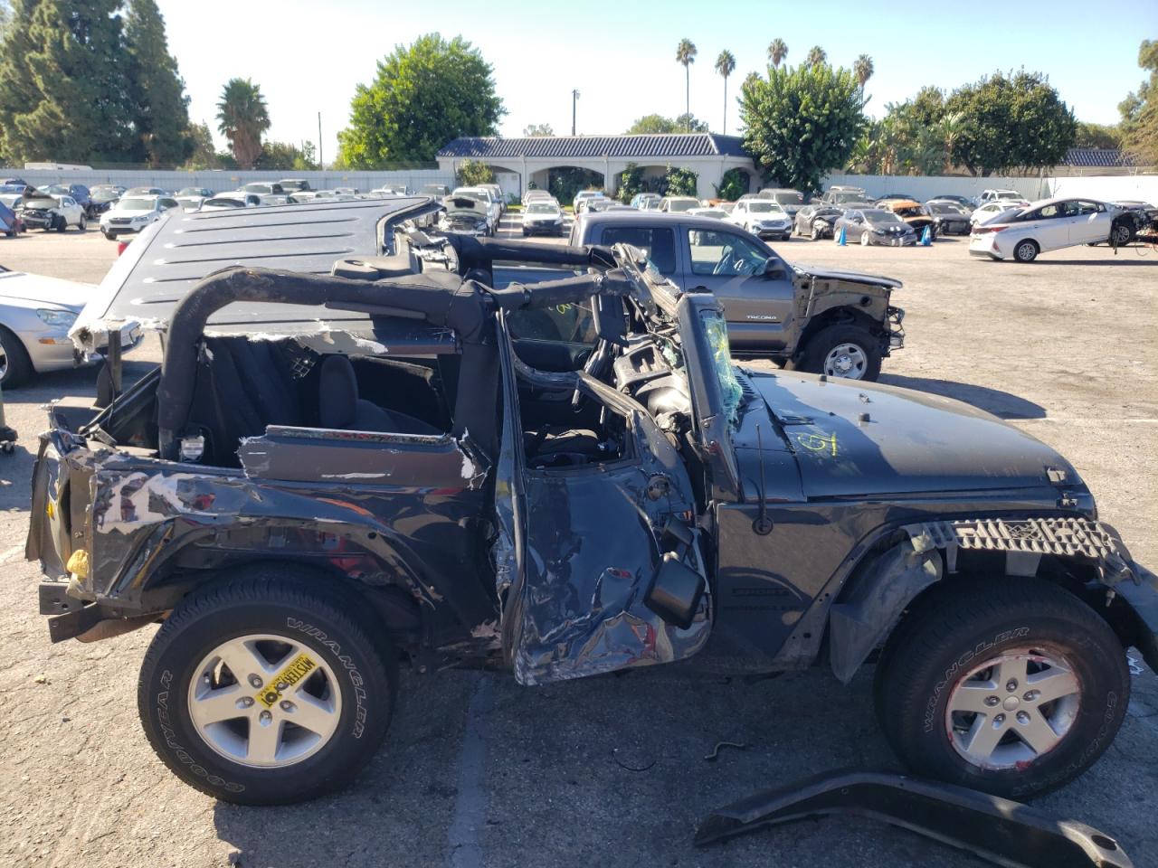 2016 Jeep Wrangler VIN 1C4AJWAG3GL253533 Copart auction photo, rollover damage thumbnail 9