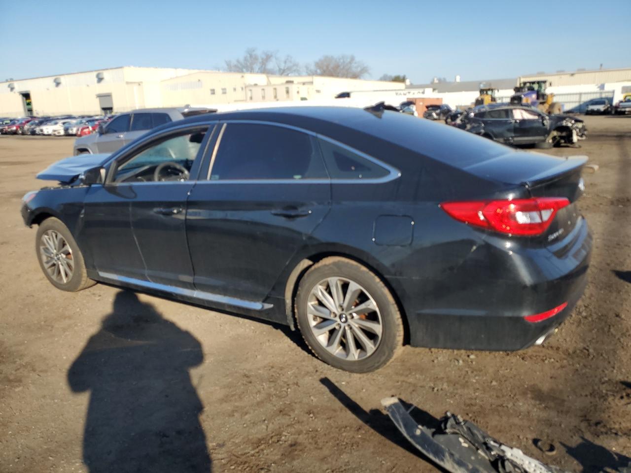2017 Hyundai Sonata VIN 5NPE34AF4HH461580 Copart auction photo, front end / rear end damage thumbnail 2