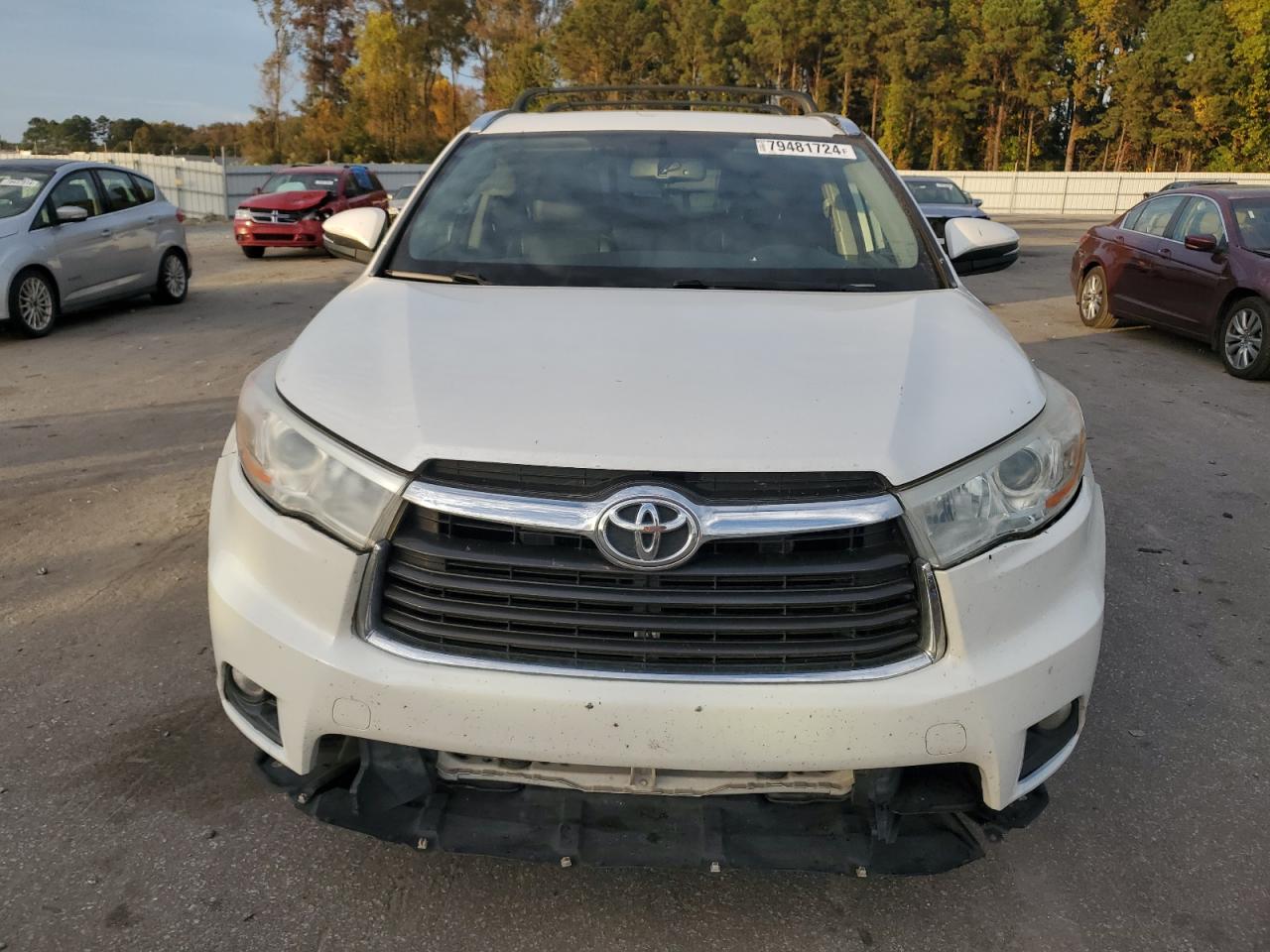 2015 Toyota Highlander VIN 5TDKKRFH9FS088346 Copart auction photo, all over damage thumbnail 5