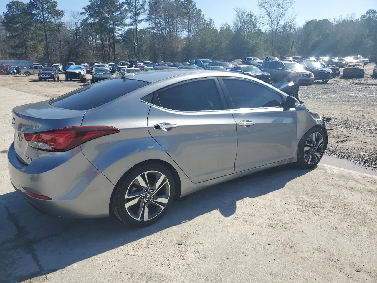 2015 Hyundai Elantra VIN KMHDH4AE8FU325679 Copart auction photo, front end / side damage thumbnail 3