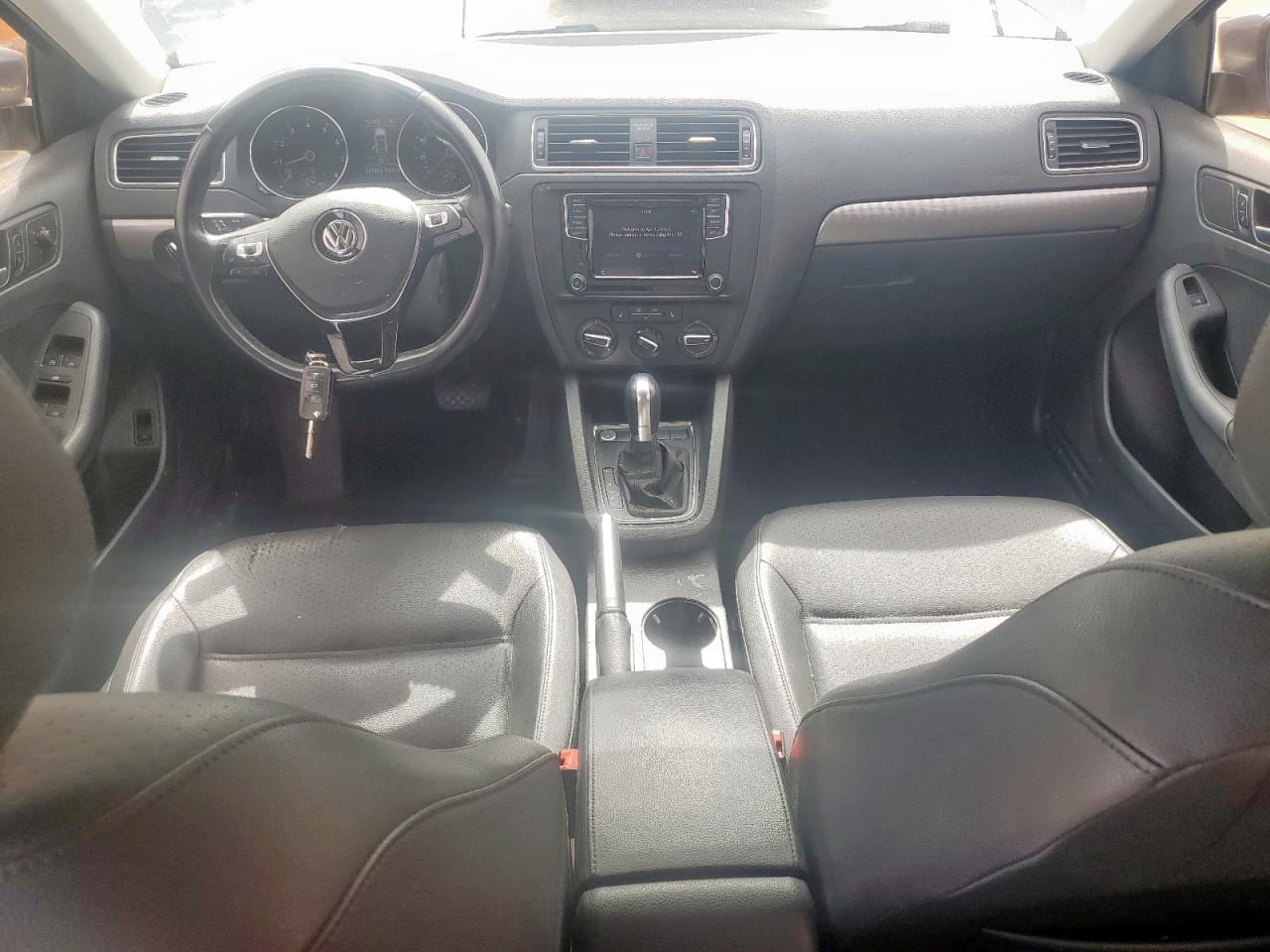 2017 Volkswagen Jetta VIN 3VWDB7AJ9HM370784 Copart auction photo, minor dent/scratches damage thumbnail 8