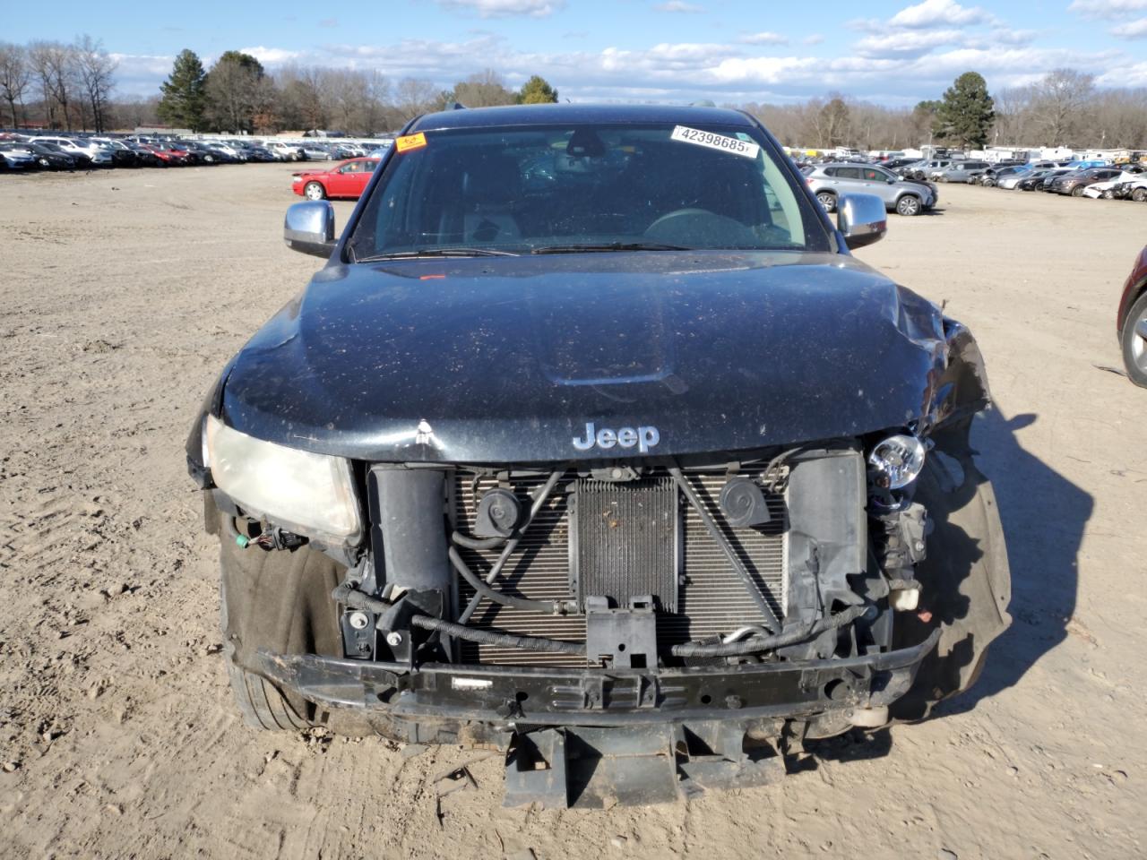 2011 Jeep Grand Cherokee VIN 1J4RS5GG1BC538901 Copart auction photo, front end / side damage thumbnail 5