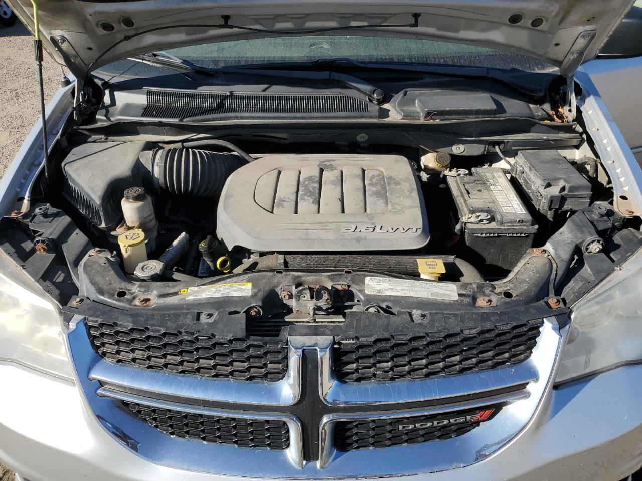 2012 Dodge Caravan VIN 2C4RDGBG2CR364445 Copart auction photo, minor dent/scratches damage thumbnail 12