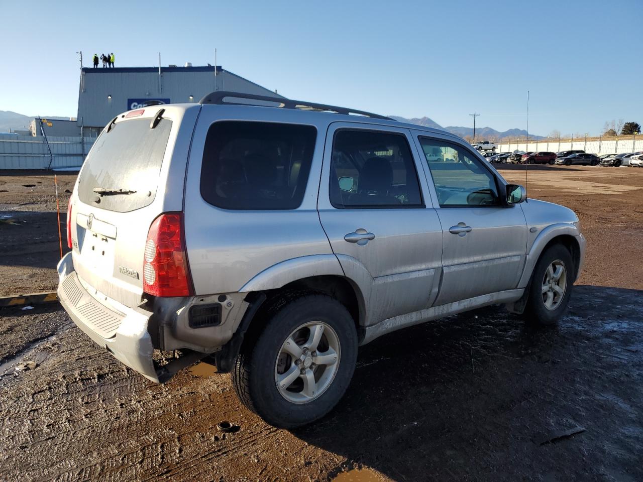 2005 Mazda Tribute VIN 4F2YZ96195KM42350 Copart auction photo, rear end damage thumbnail 3