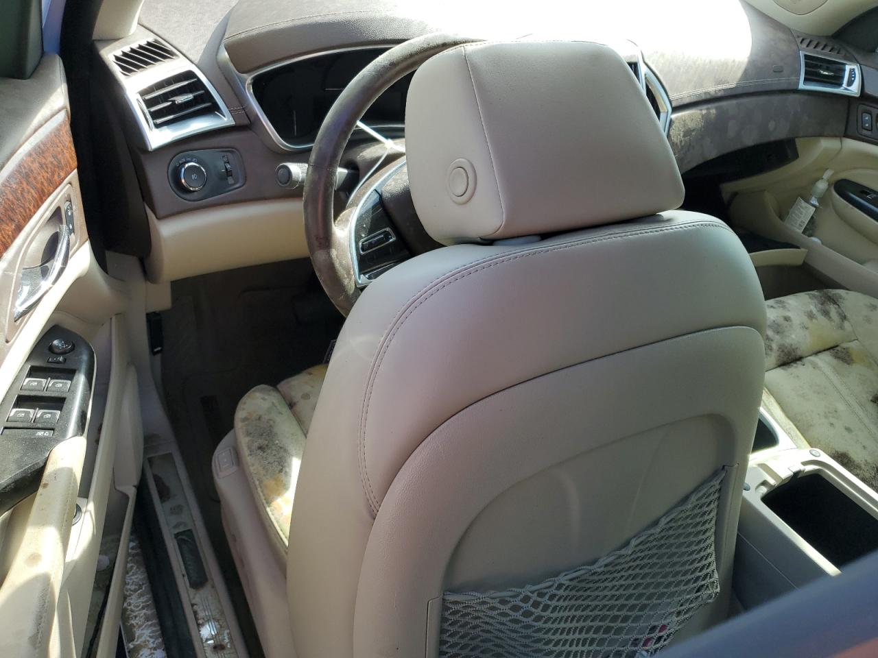 2016 Cadillac SRX VIN 3GYFNDE34GS580145 Copart auction photo, water/flood damage thumbnail 8