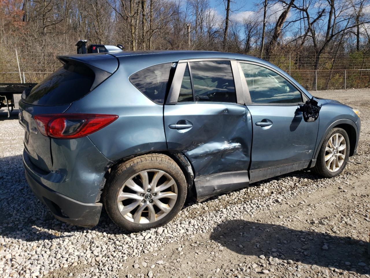 2015 Mazda CX-5 VIN JM3KE4DY8F0449346 Copart auction photo, side / rear end damage thumbnail 3