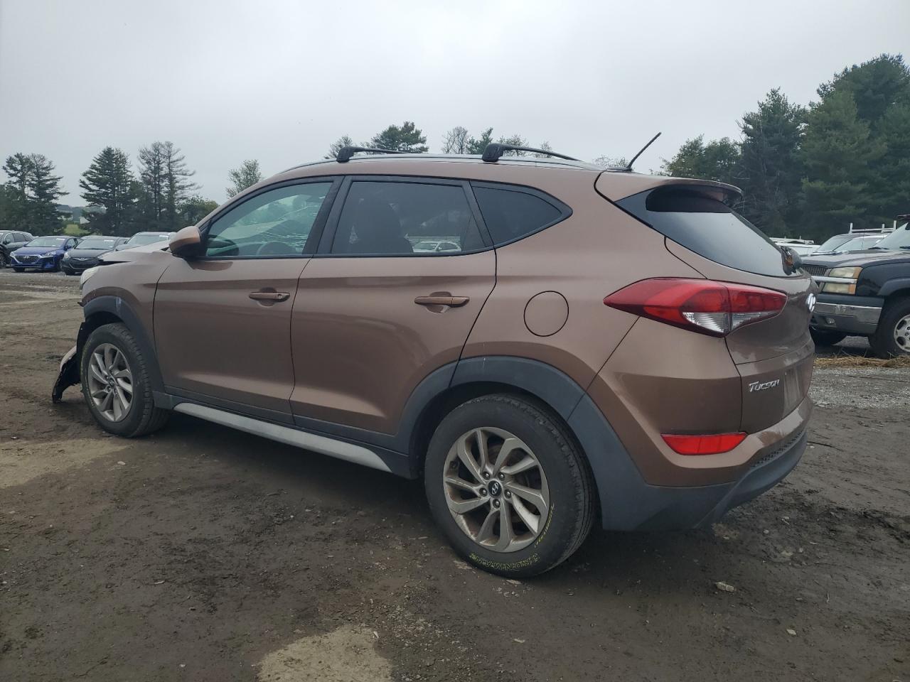 2017 Hyundai Tucson VIN KM8J33A43HU521535 Copart auction photo, front end / side damage thumbnail 2