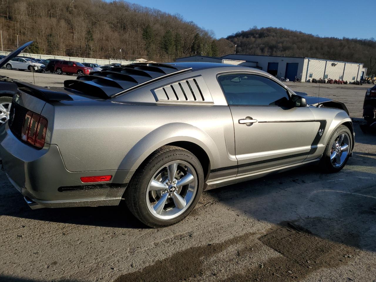 2009 Ford Mustang VIN 1ZVHT82H595105934 Copart auction photo, front end damage thumbnail 3