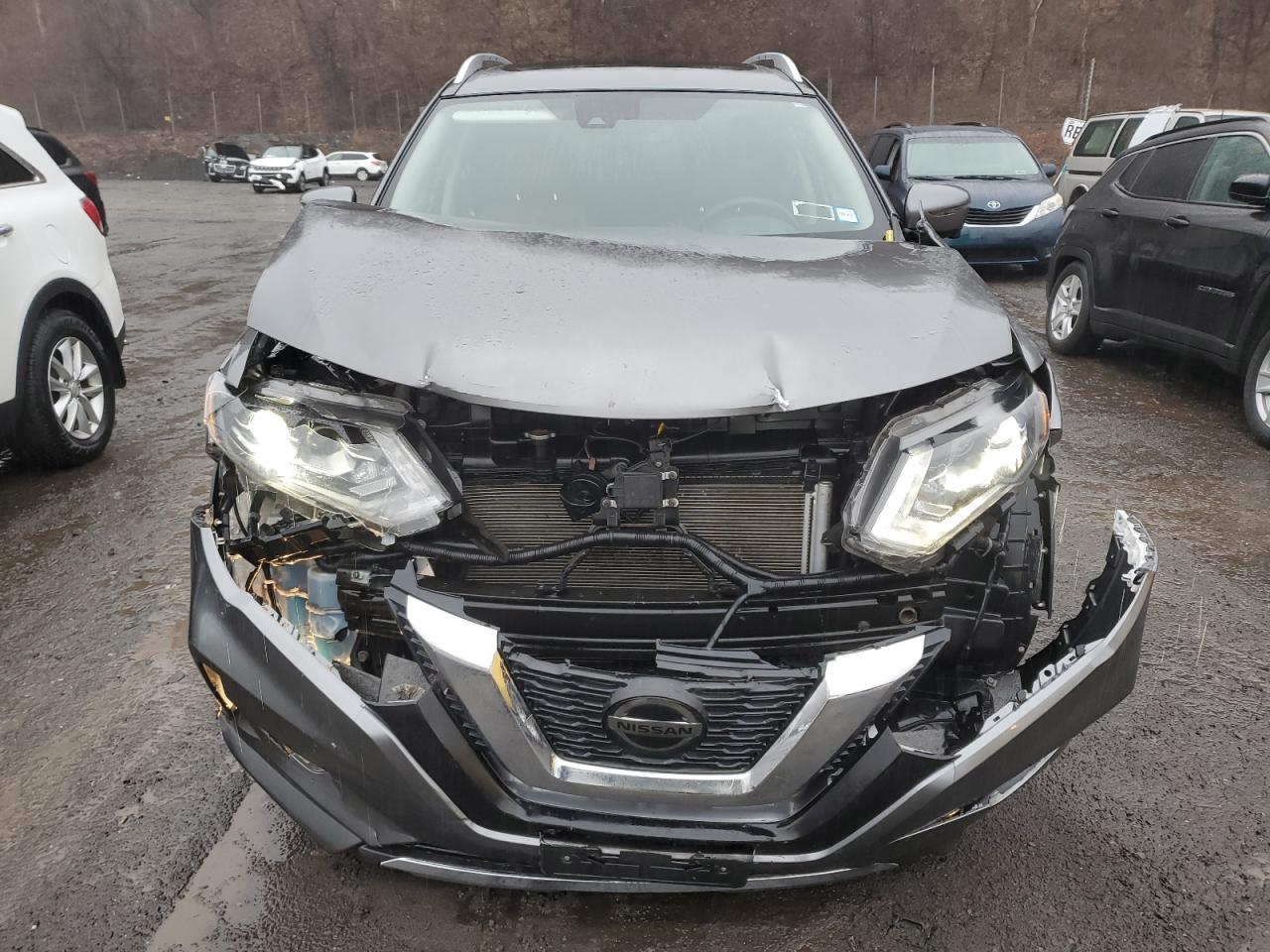 2018 Nissan Rogue VIN JN8AT2MV6JW329995 Copart auction photo, front end damage thumbnail 5