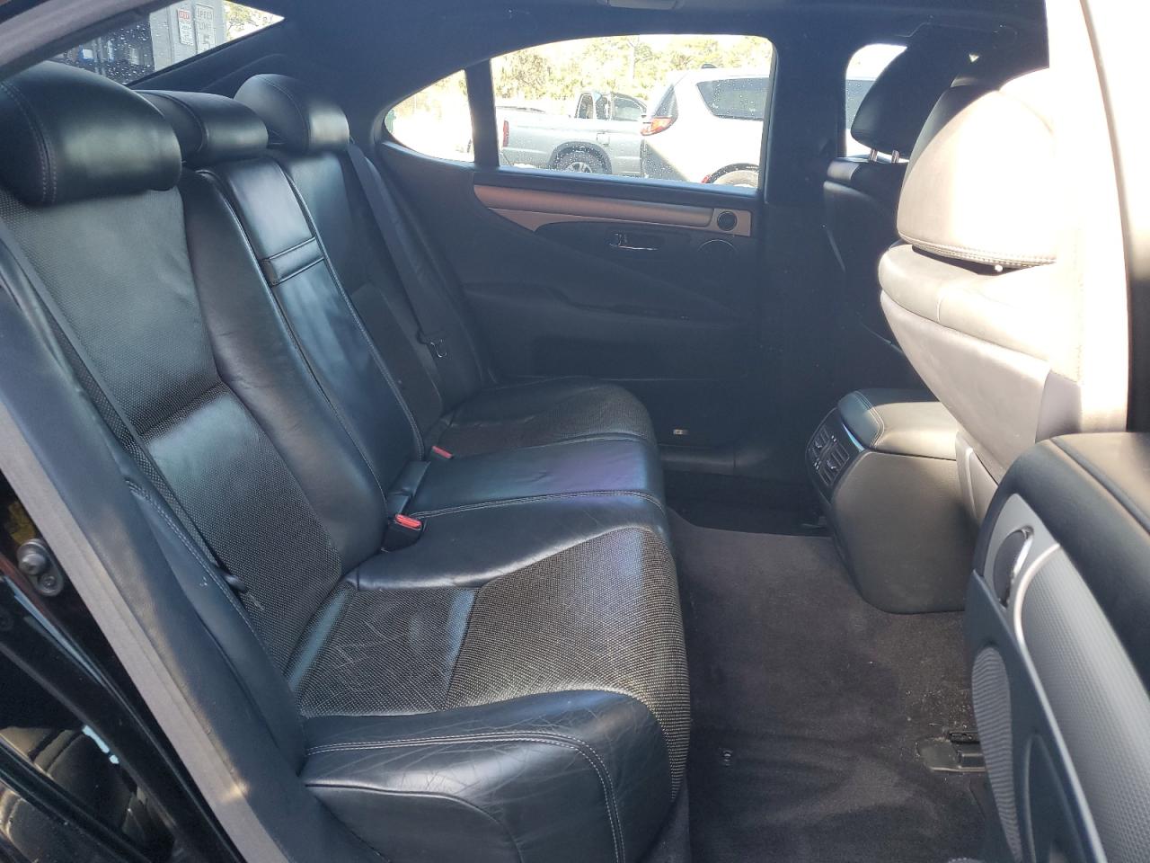 2015 Lexus LS VIN JTHBL5EF9F5134834 Copart auction photo, water/flood / minor dent/scratches damage thumbnail 10