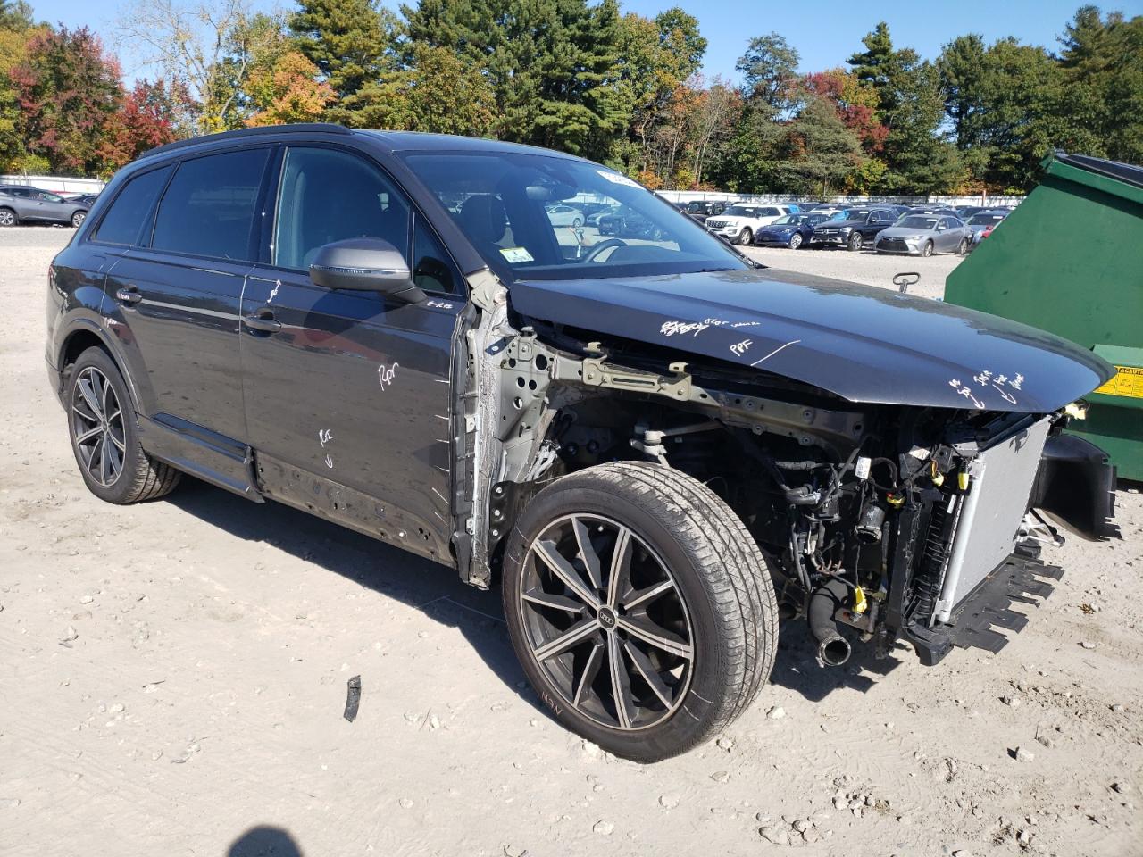 2023 Audi Q7 VIN WA1LXBF75PD011646 Copart auction photo, front end / minor dent/scratches damage thumbnail 4