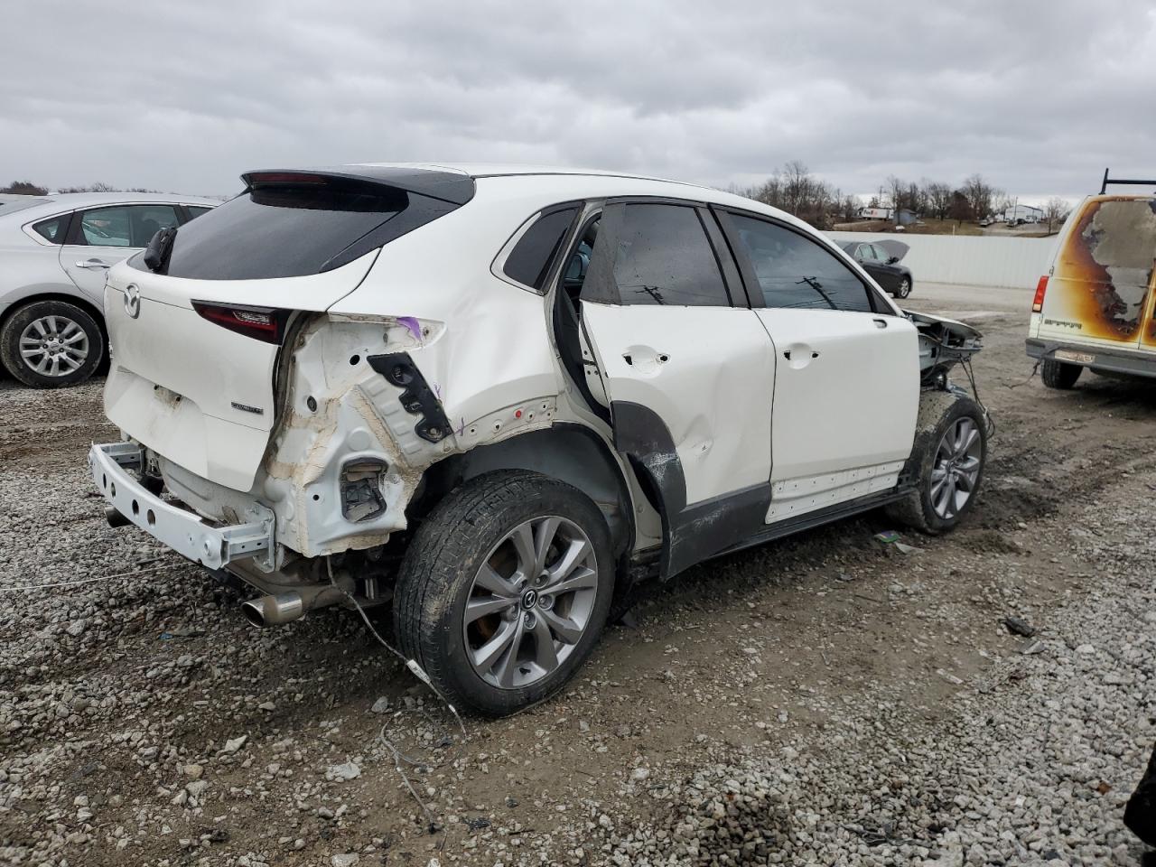 2021 Mazda CX-30 VIN 3MVDMBCLXMM300024 Copart auction photo, all over damage thumbnail 3