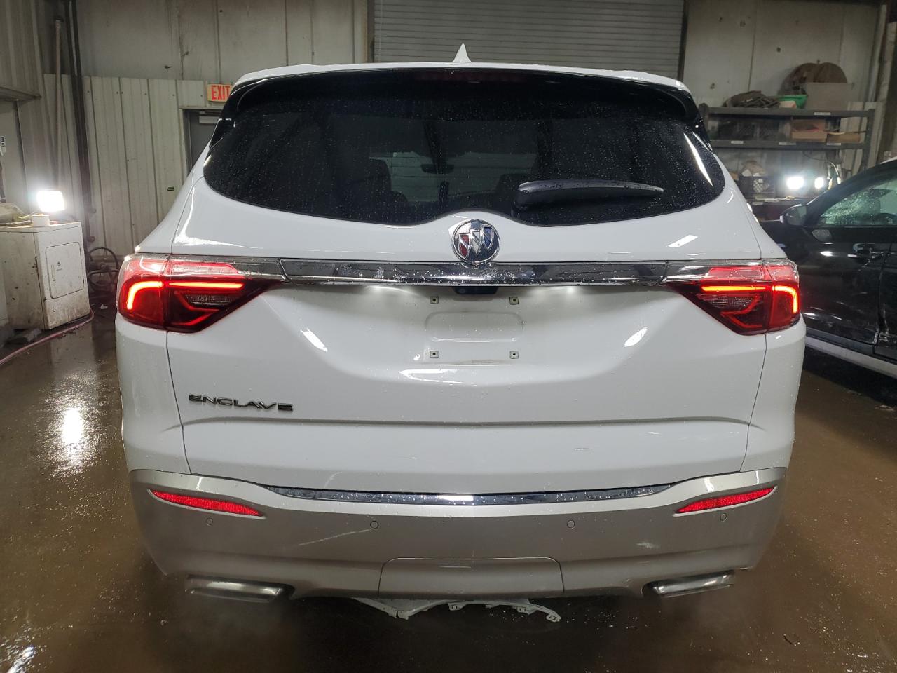 2022 Buick Enclave VIN 5GAERBKW3NJ169229 Copart auction photo, front end / side damage thumbnail 6
