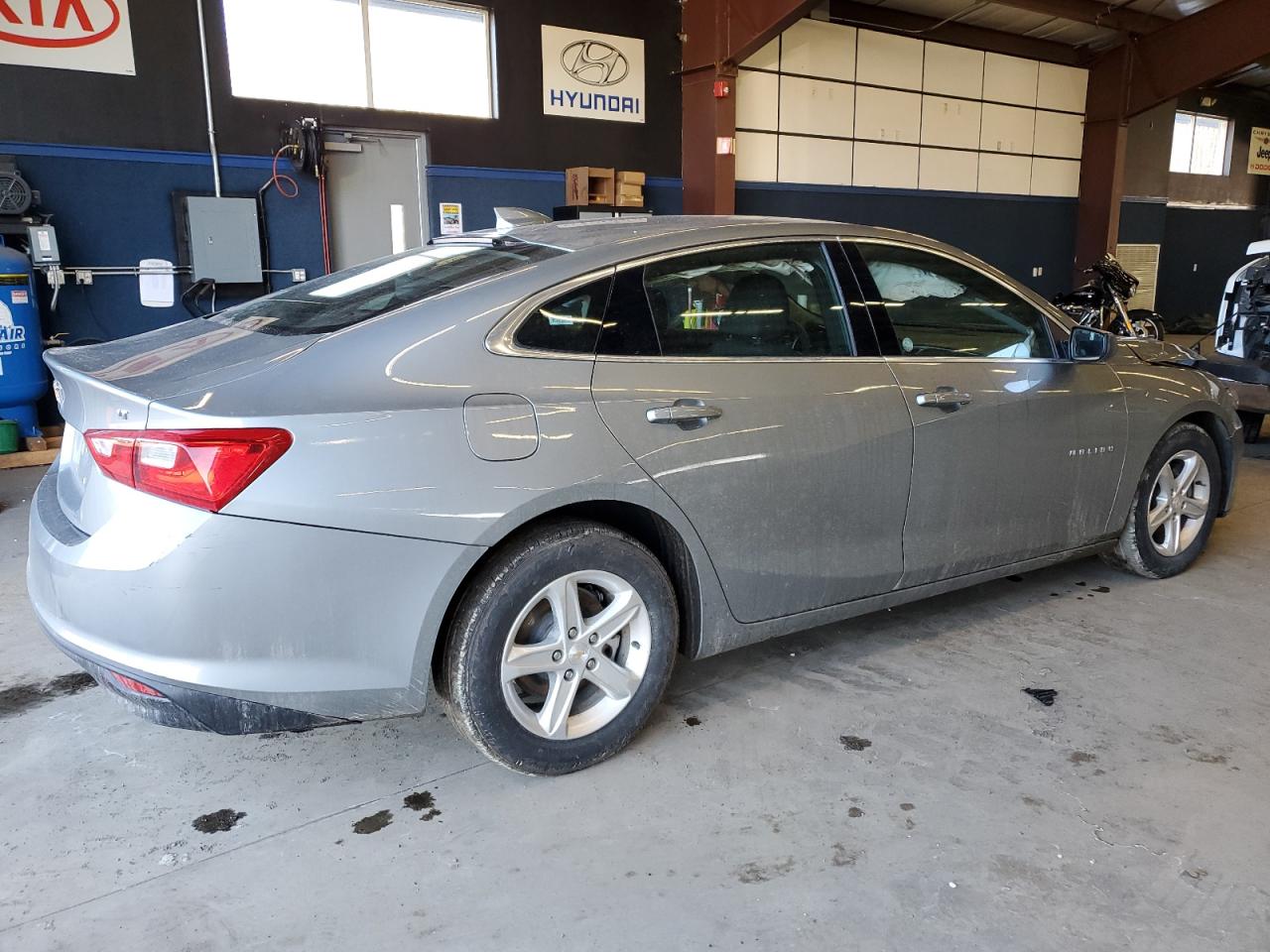 2023 Chevrolet Malibu VIN 1G1ZD5ST7PF230005 Copart auction photo, front end / minor dent/scratches damage thumbnail 3