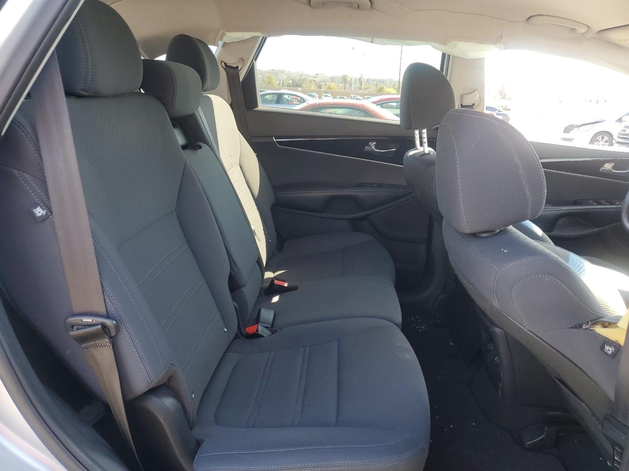 2019 KIA Sorento VIN 5XYPG4A33KG518448 Copart auction photo, vandalism / all over damage thumbnail 11