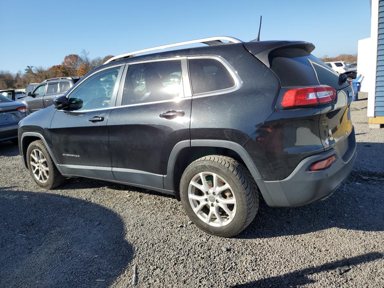 2016 Jeep Grand Cherokee VIN 1C4PJLCB3GW272589 Copart auction photo, front end damage thumbnail 2