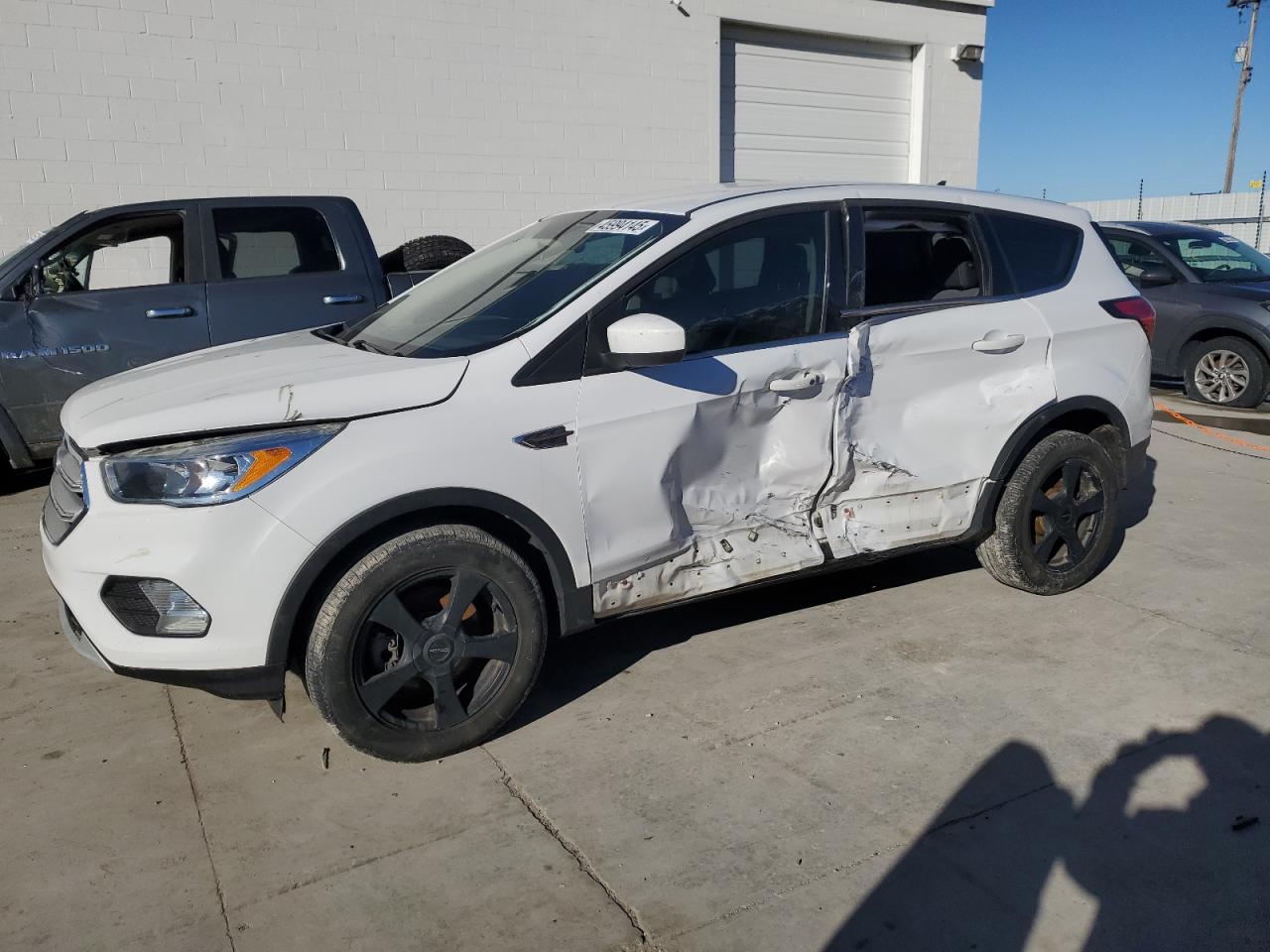 2019 Ford Escape VIN 1FMCU9GD0KUB39180 - Copart auction photo