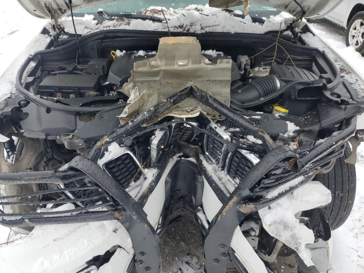 2017 Jeep Grand Cherokee VIN 1C4RJFAGXHC768906 Copart auction photo, front end / undercarriage damage thumbnail 12