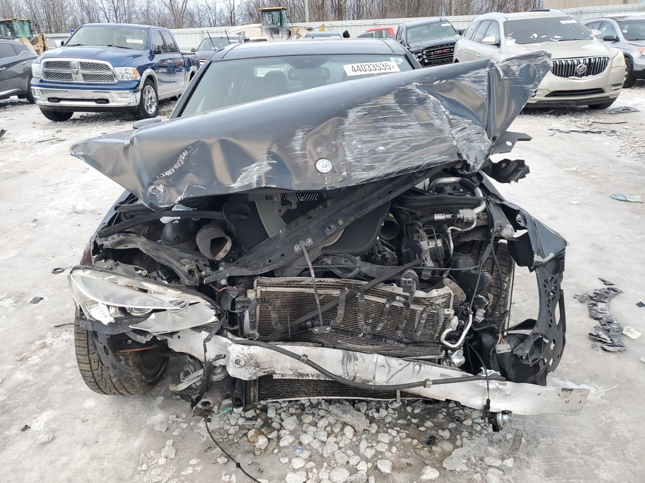 2010 Mercedes-Benz C-klasse VIN WDDGF5GB0AR115315 Copart auction photo, front end damage thumbnail 5