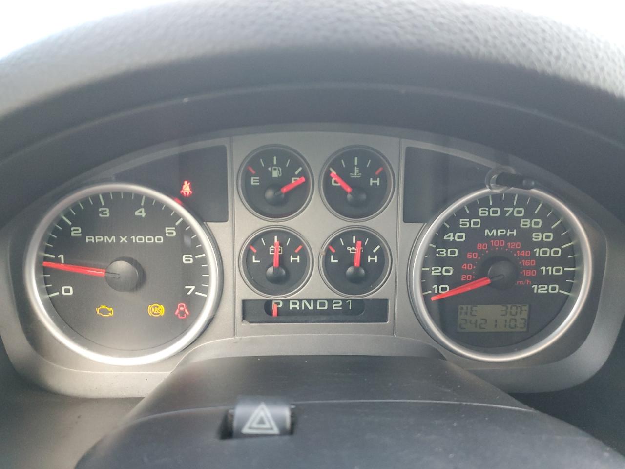 2004 Ford F-150 VIN 1FTPX14564NC27692 Copart auction photo, front end damage thumbnail 9