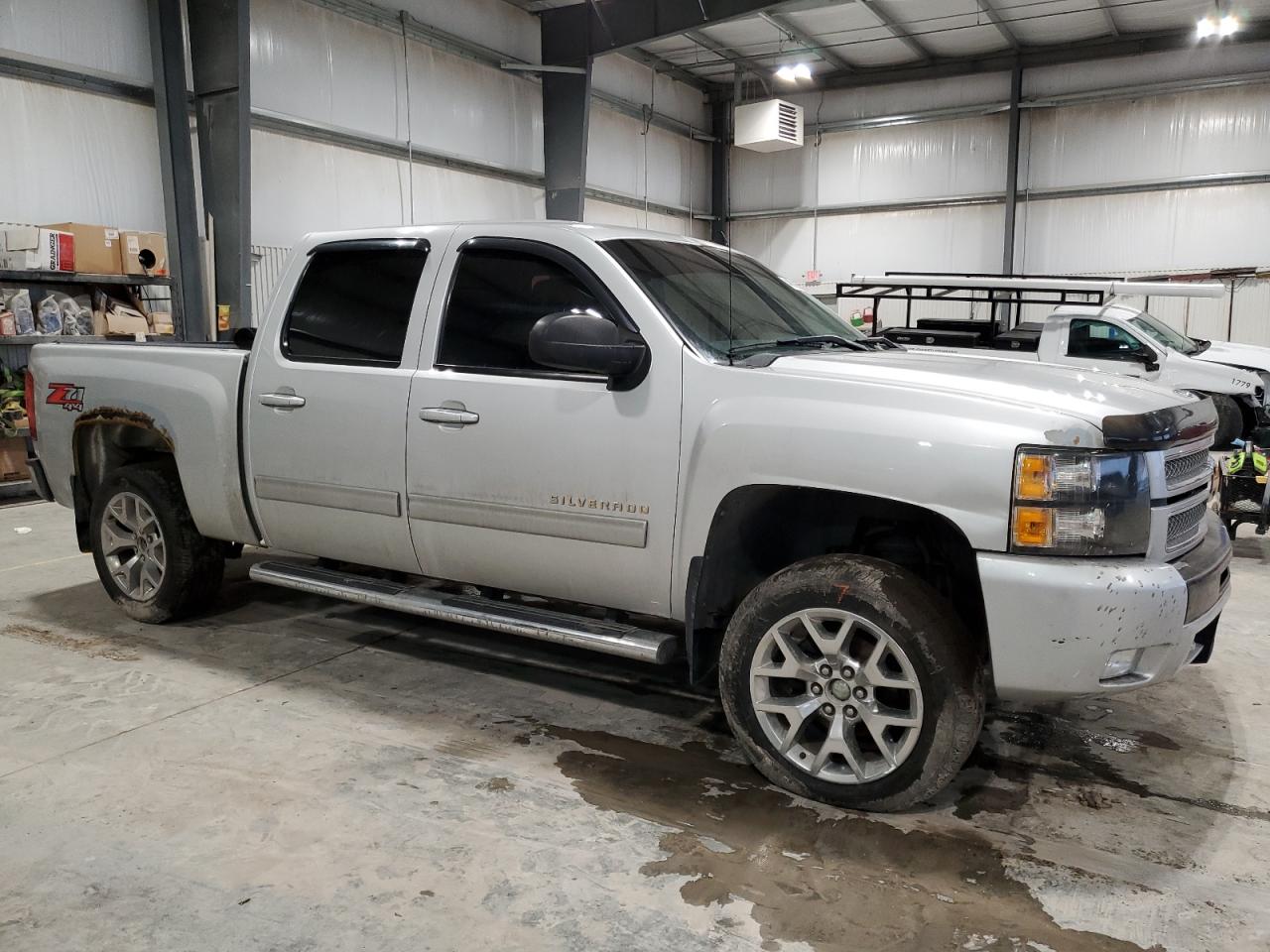 2012 Chevrolet Silverado VIN 3GCPKSE72CG200369 Copart auction photo, front end / hail damage thumbnail 4