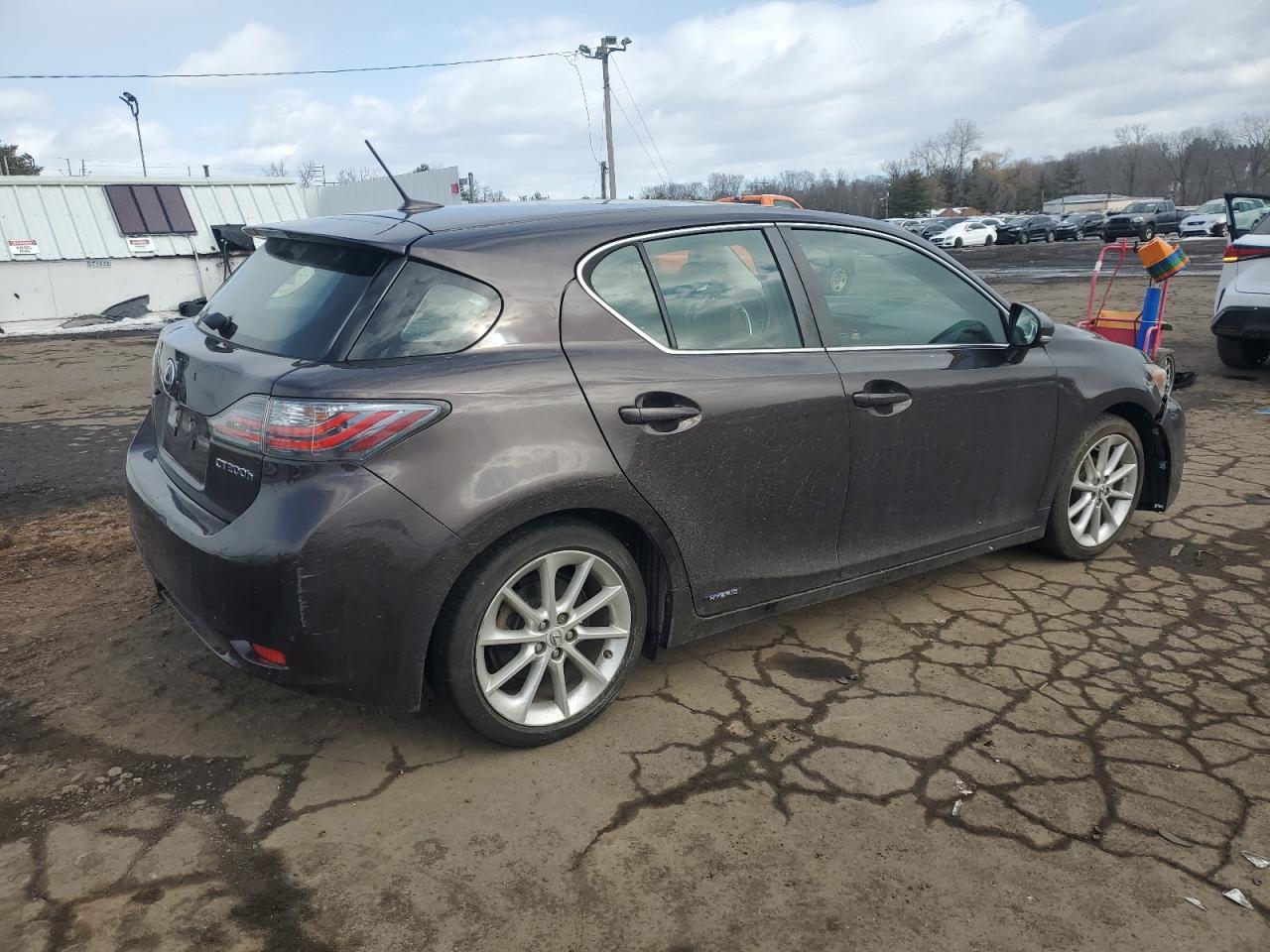 2011 Lexus CT VIN JTHKD5BH8B2035873 Copart auction photo, front end damage thumbnail 3