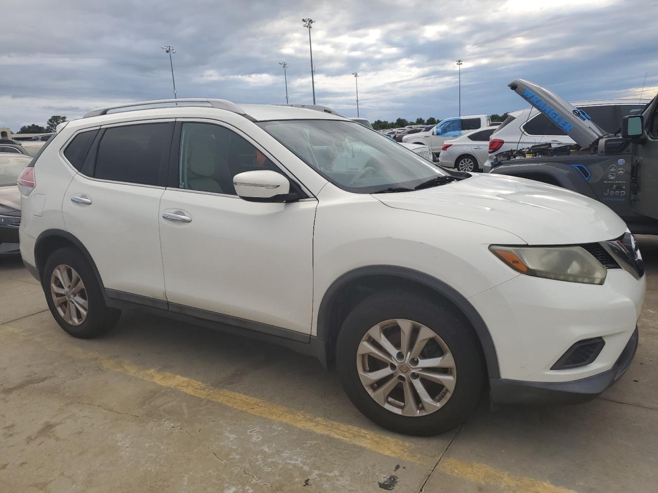 2014 Nissan Rogue VIN 5N1AT2MT2EC839113 Copart auction photo, water/flood damage thumbnail 4