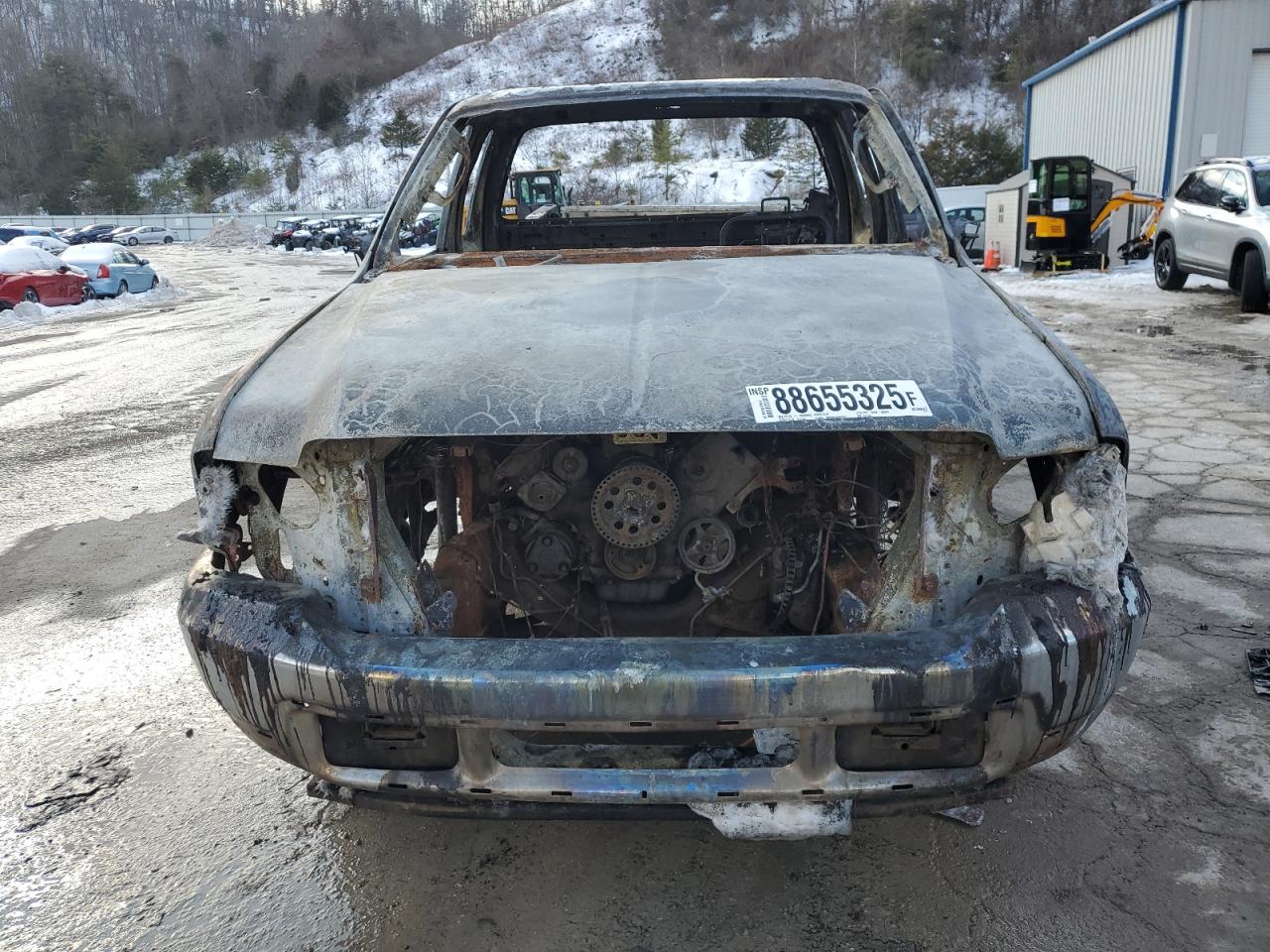 2004 Ford F250 VIN 1FTNX21L14EA51568 Copart auction photo, burn damage thumbnail 5