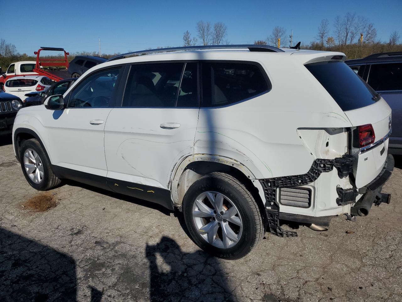 2019 Volkswagen Atlas VIN 1V2DR2CA7KC539867 Copart auction photo, rear end damage thumbnail 2