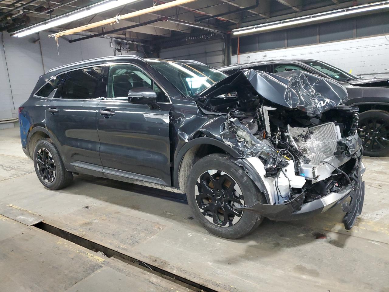 2024 KIA Sorento VIN 5XYRLDJC1RG288018 Copart auction photo, front end / side damage thumbnail 4