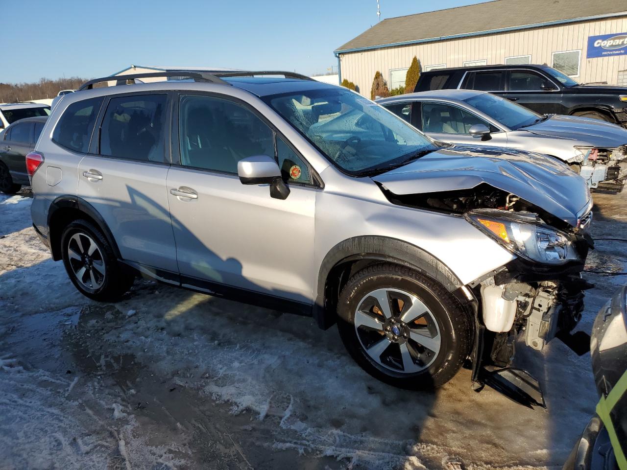 2018 Subaru Forester VIN JF2SJAGC3JH517843 Copart auction photo, front end damage thumbnail 4