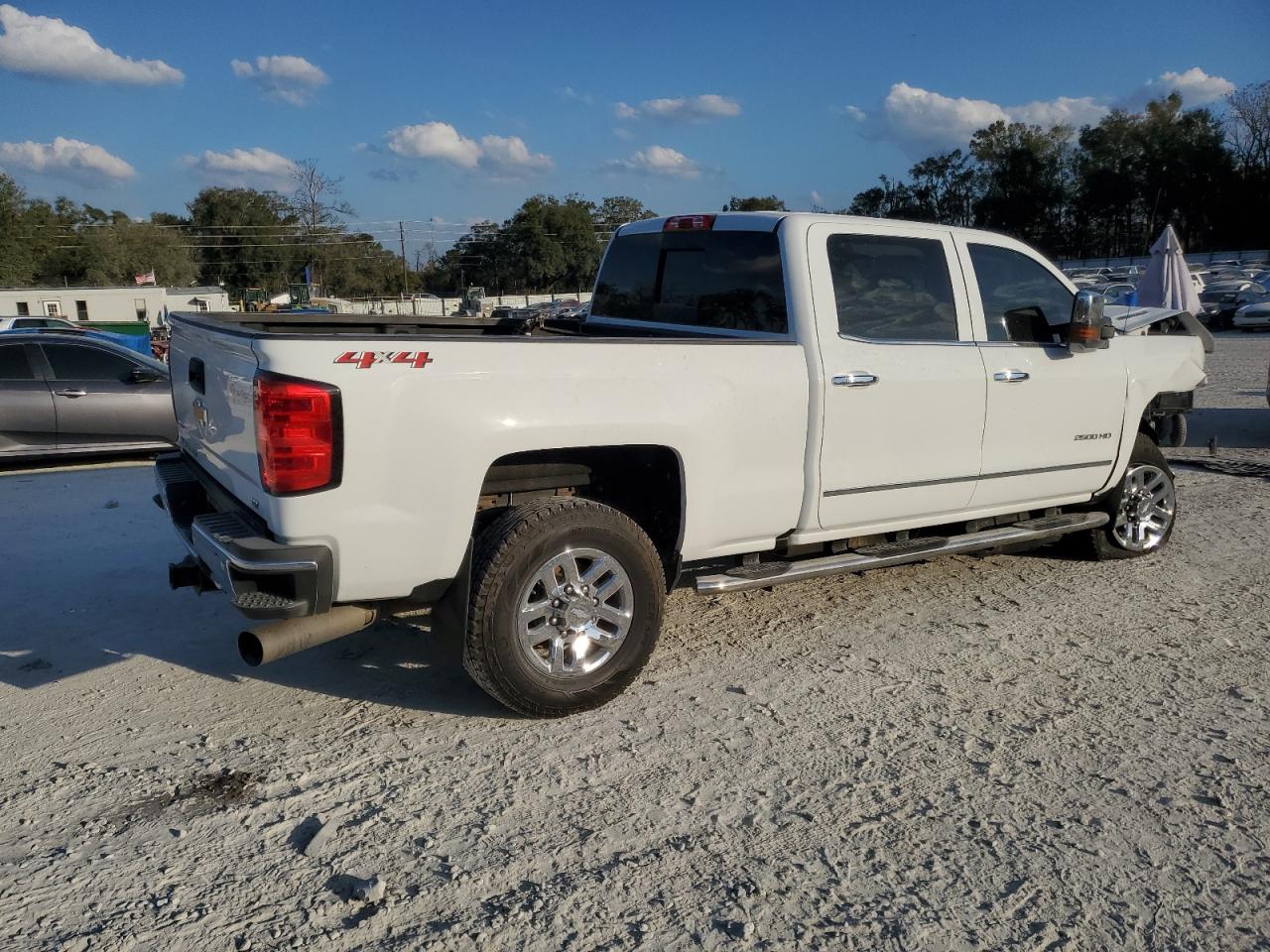 2018 Chevrolet Silverado VIN 1GC1KWEY9JF283402 Copart auction photo, front end / undercarriage damage thumbnail 3