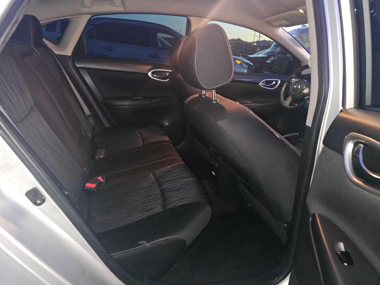 2018 Nissan Sentra VIN 3N1AB7AP2JY262258 Copart auction photo, normal wear / minor dent/scratches damage thumbnail 6