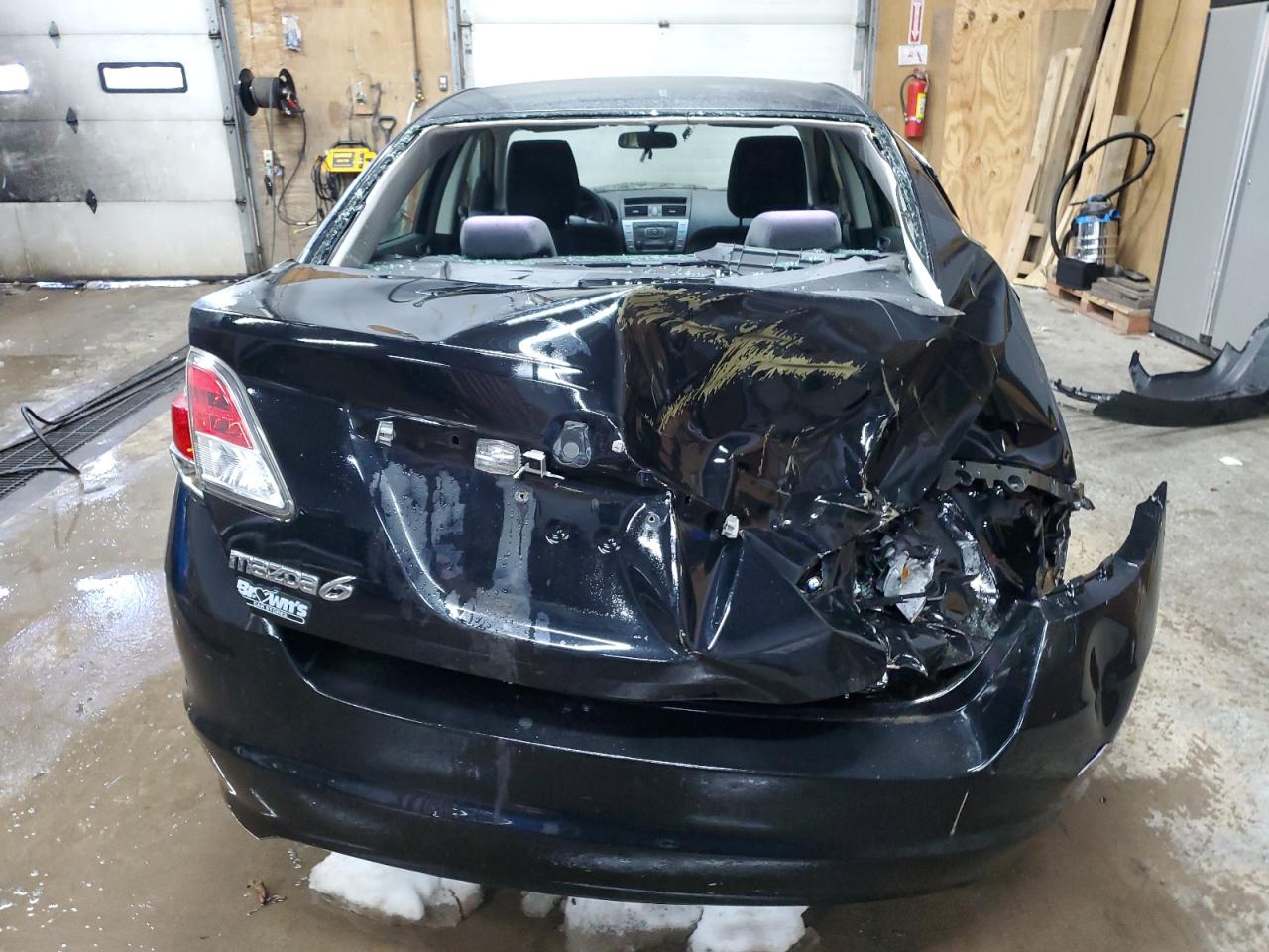 2009 Mazda 6 VIN 1YVHP81A995M42578 Copart auction photo, rear end / minor dent/scratches damage thumbnail 6