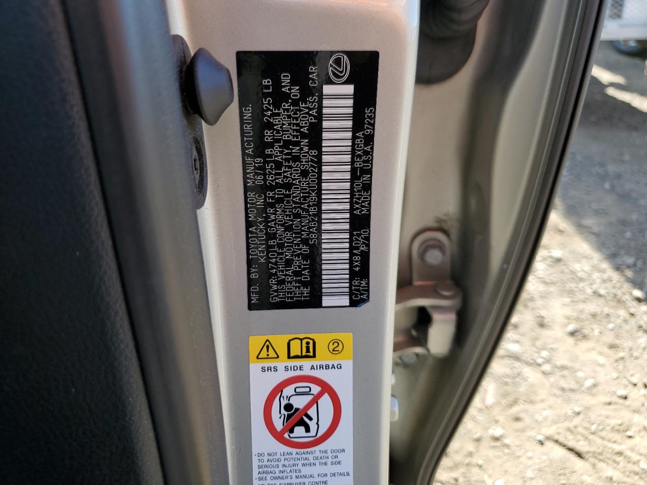 2019 Lexus ES VIN 58AB21B19KU002778 Copart auction photo, vandalism damage thumbnail 12
