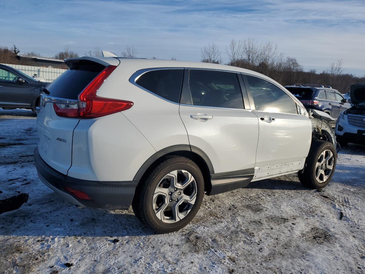 2019 Honda CR-V VIN 2HKRW2H57KH631853 Copart auction photo, front end damage thumbnail 3