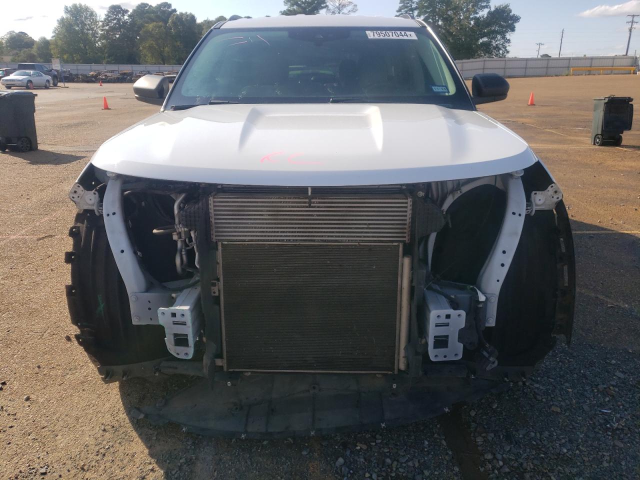 2020 Ford Explorer VIN 1FMSK7DH7LGC79871 Copart auction photo, front end damage thumbnail 5