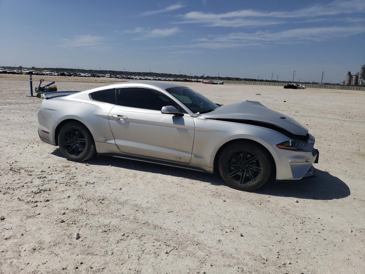 2019 Ford Mustang VIN 1FA6P8TH1K5134260 Copart auction photo, front end damage thumbnail 4