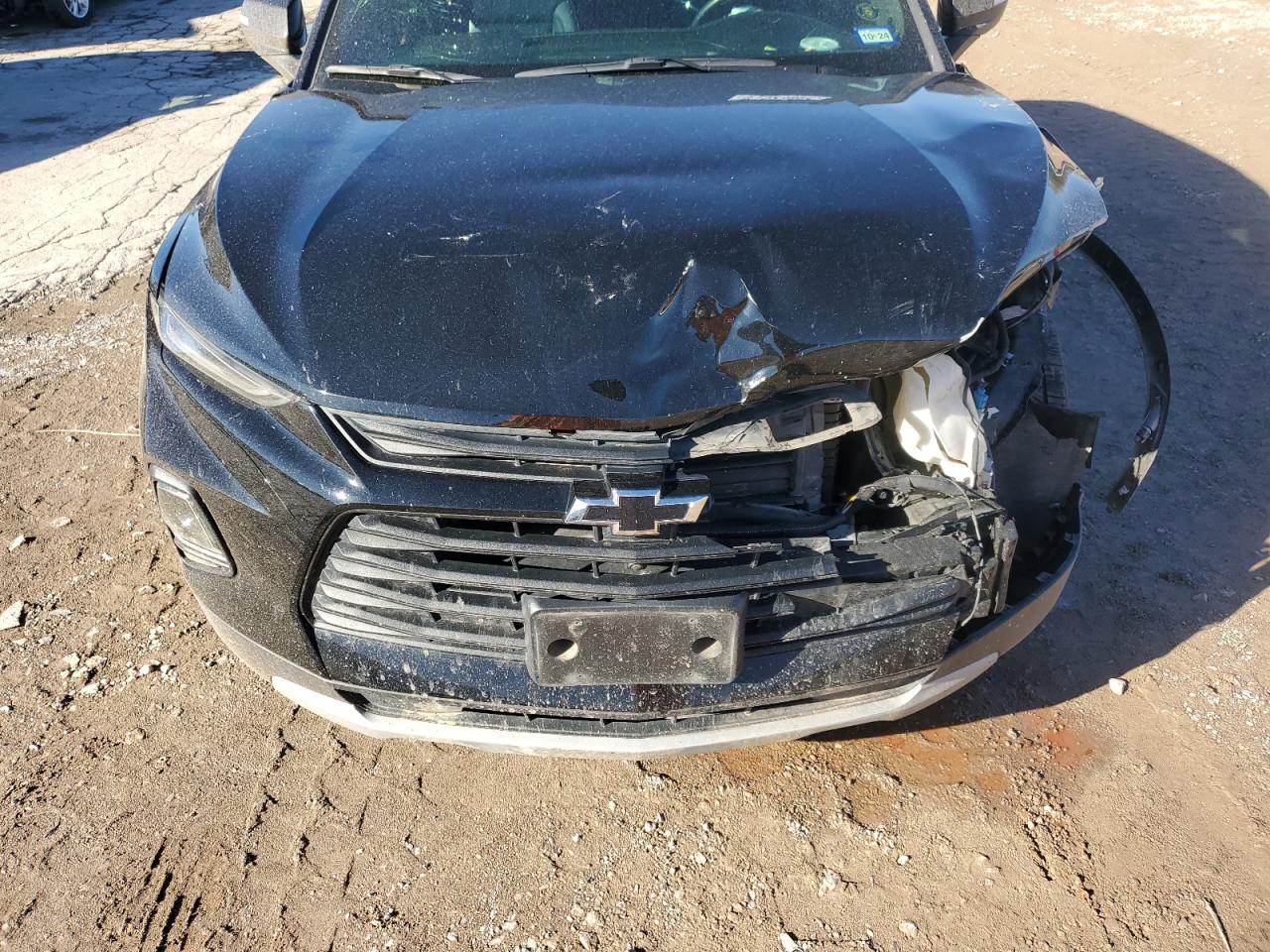 2021 Chevrolet Blazer VIN 3GNKBDRS1MS502231 Copart auction photo, front end / minor dent/scratches damage thumbnail 14