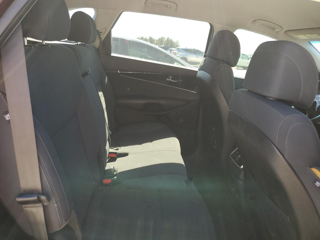 2017 KIA Sorento VIN 5XYPGDA32HG193056 Copart auction photo, front end / frame damage damage thumbnail 11