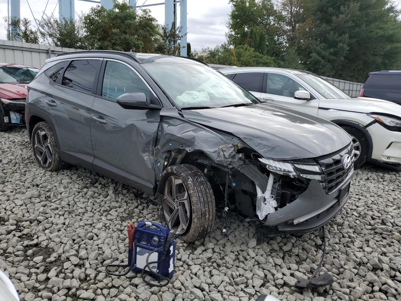 2024 Hyundai Tucson VIN 5NMJFCDE1RH319205 Copart auction photo, front end / side damage thumbnail 4