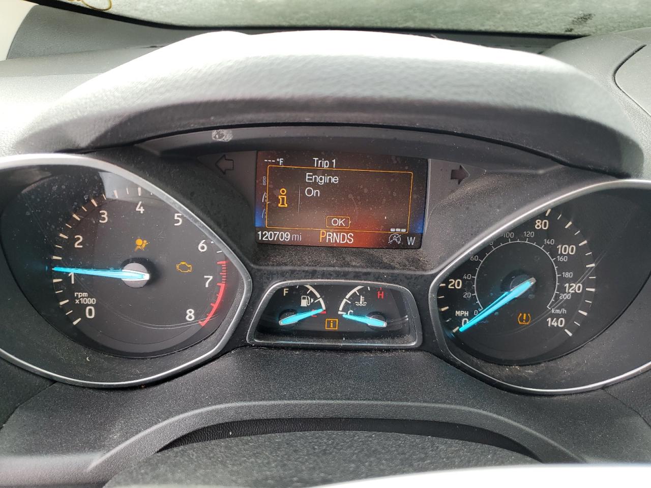2017 Ford Escape VIN 1FMCU0GD7HUC38695 Copart auction photo, minor dent/scratches damage thumbnail 9