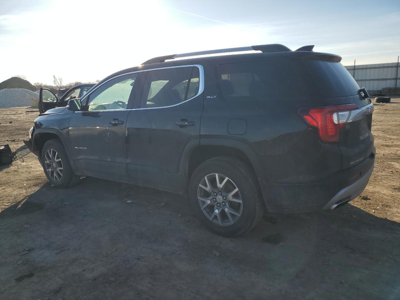 2020 GMC Acadia VIN 1GKKNMLS7LZ117853 Copart auction photo, front end damage thumbnail 2