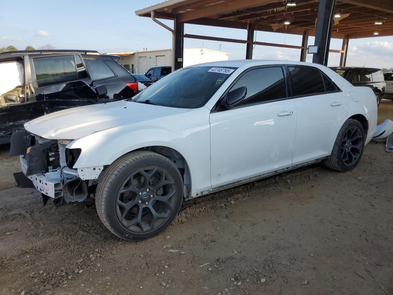 2019 Chrysler 300 VIN 2C3CCAAG0KH727065